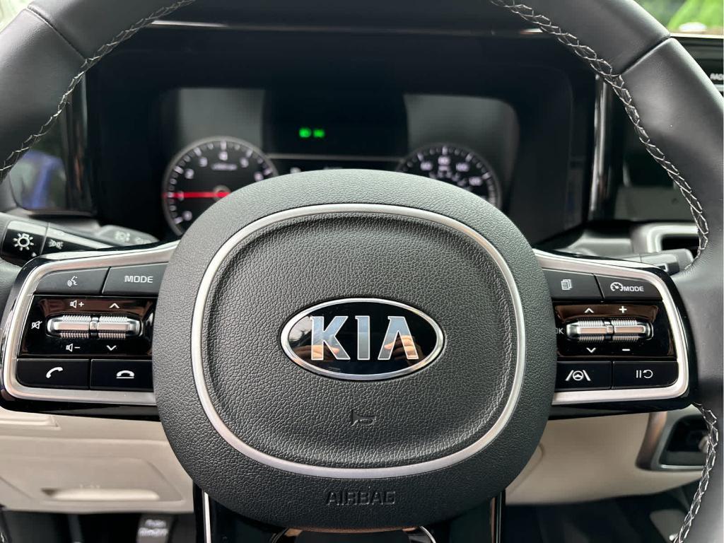 used 2021 Kia Sorento car, priced at $27,999