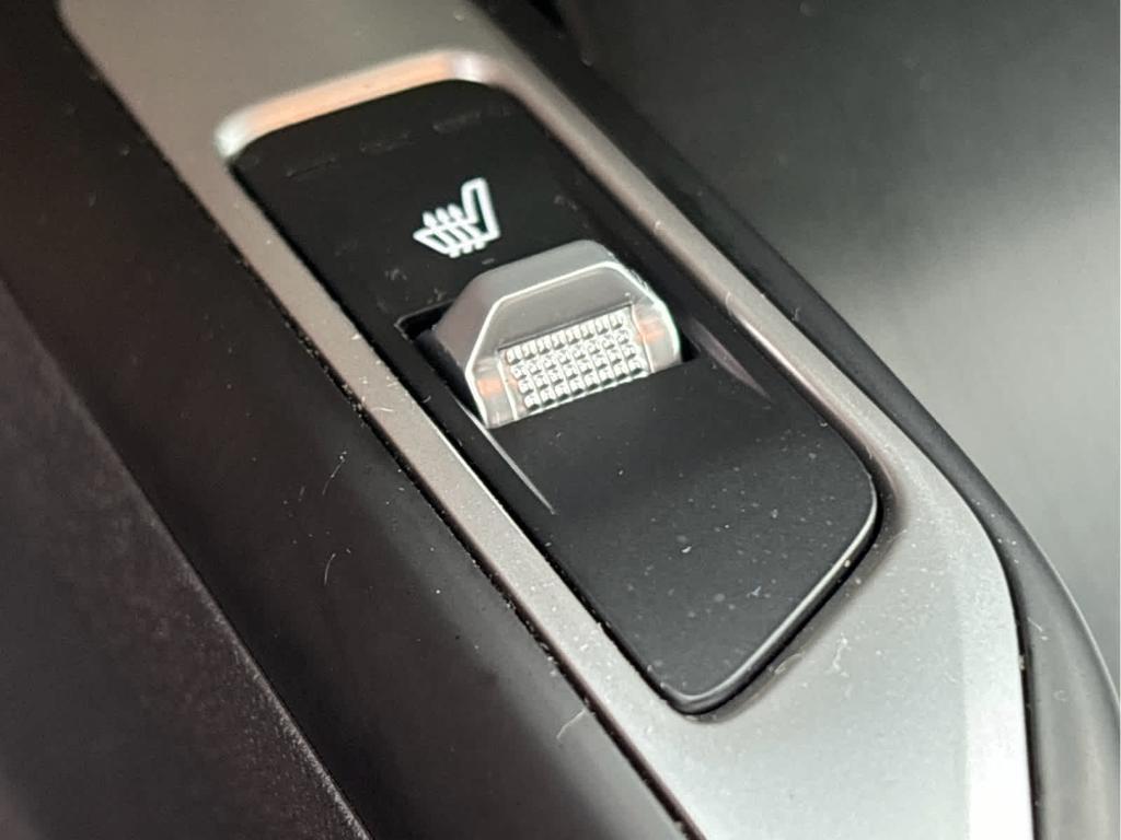 used 2021 Kia Sorento car, priced at $27,999