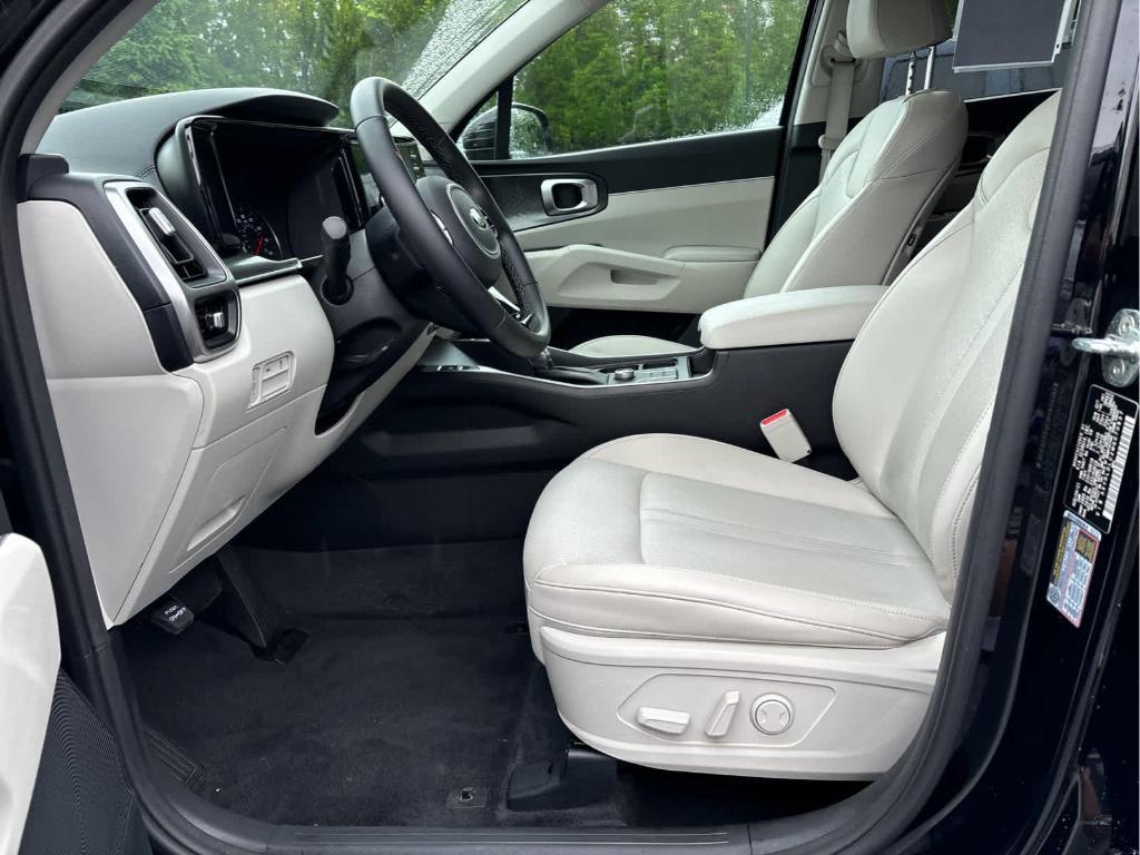 used 2021 Kia Sorento car, priced at $27,999