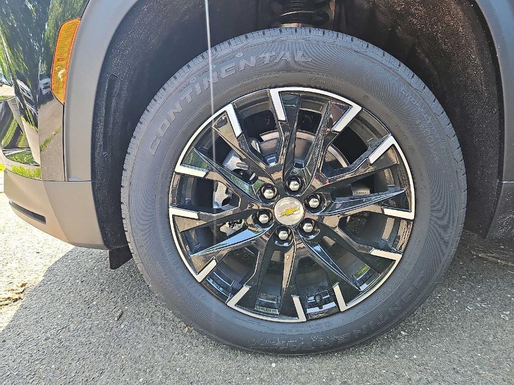 new 2025 Chevrolet Traverse car, priced at $46,957