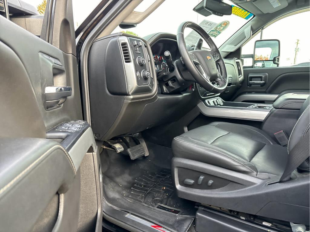 used 2019 Chevrolet Silverado 2500 car, priced at $40,992