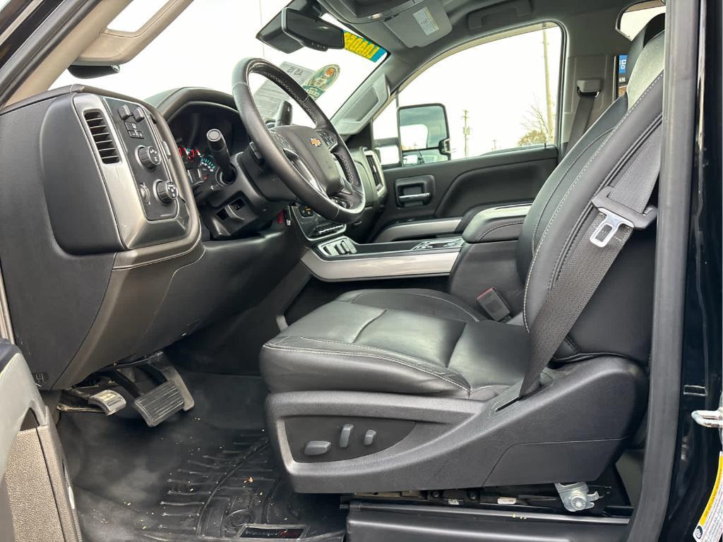 used 2019 Chevrolet Silverado 2500 car, priced at $40,992
