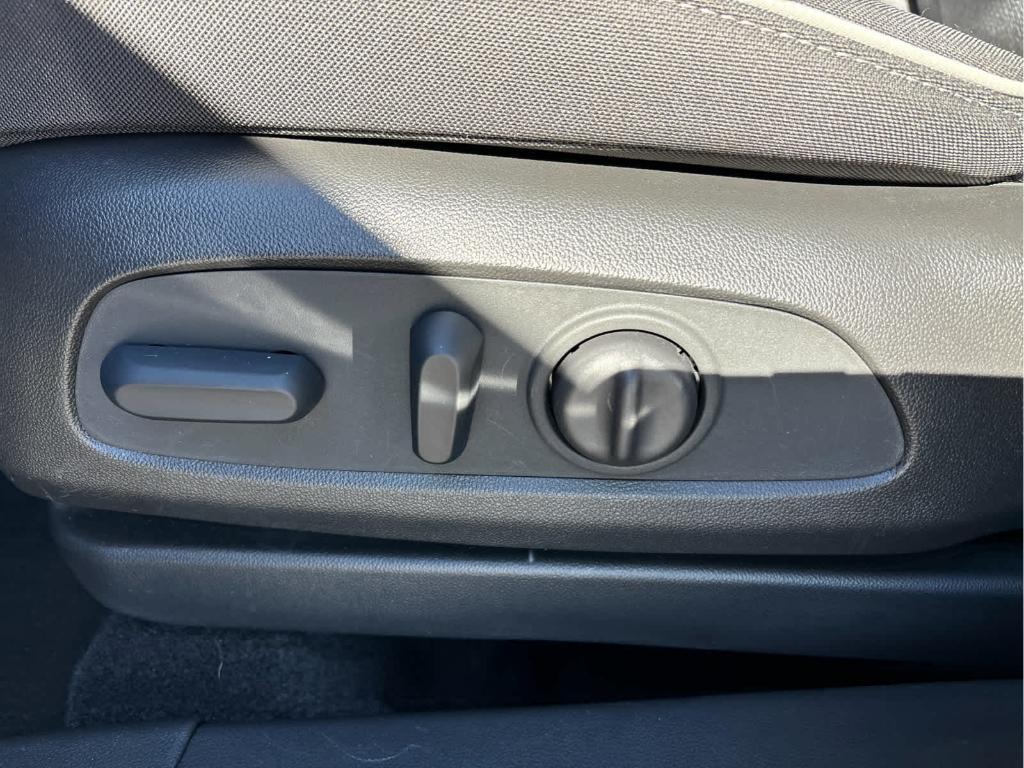 used 2022 Chevrolet TrailBlazer car, priced at $23,859