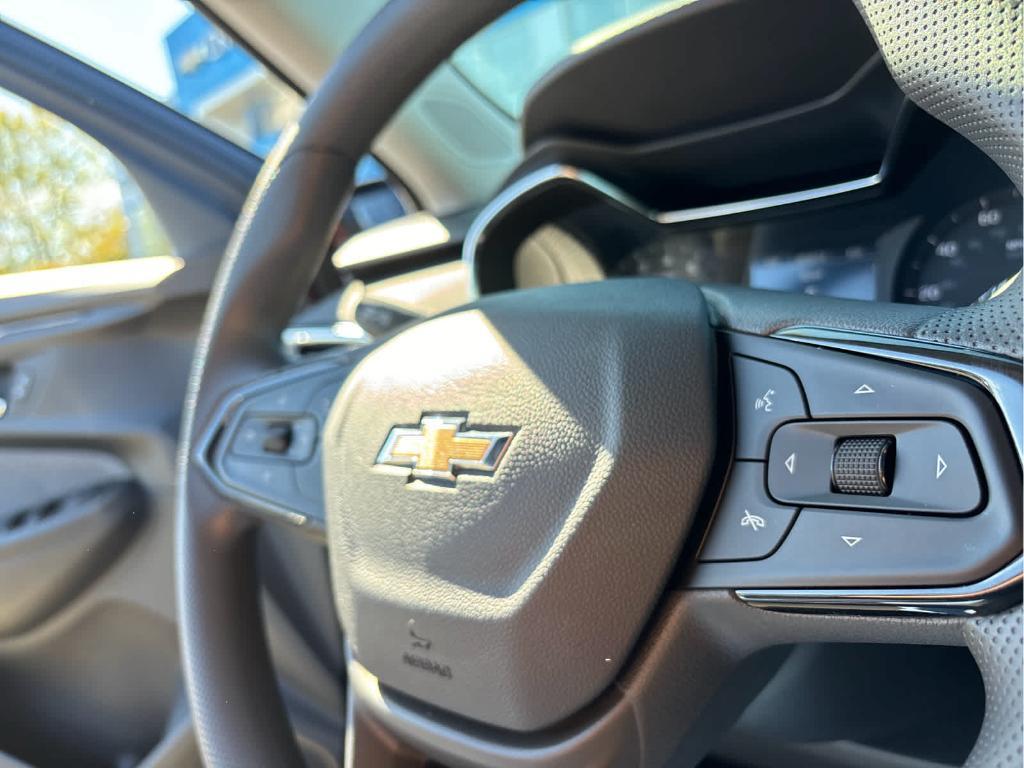 used 2022 Chevrolet TrailBlazer car, priced at $23,859