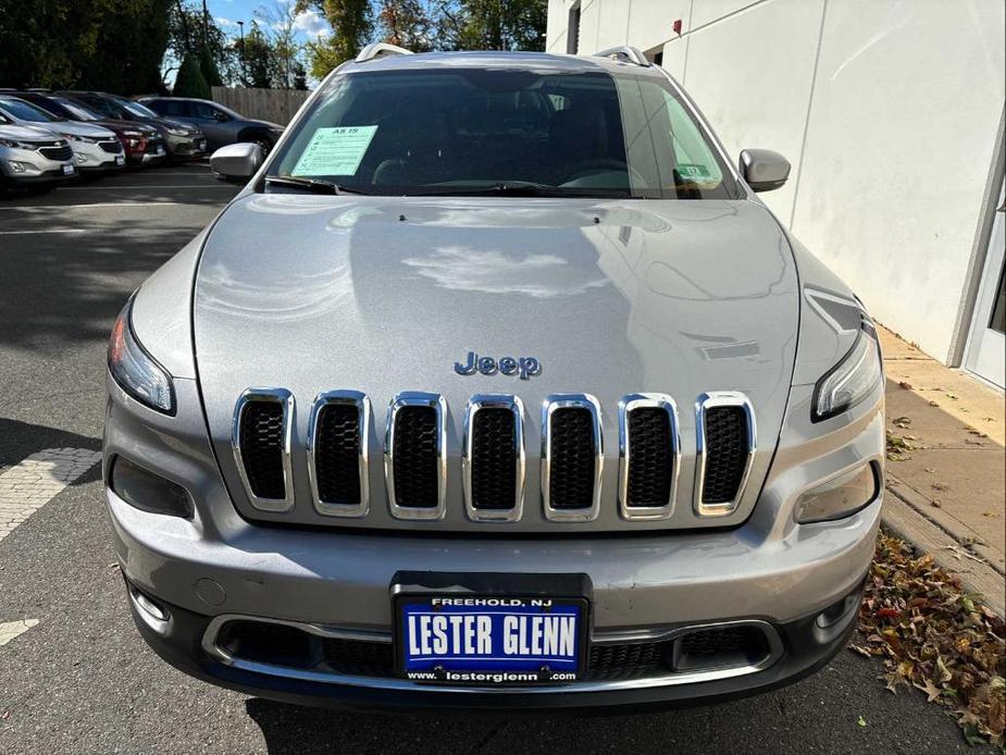 used 2015 Jeep Cherokee car, priced at $9,999