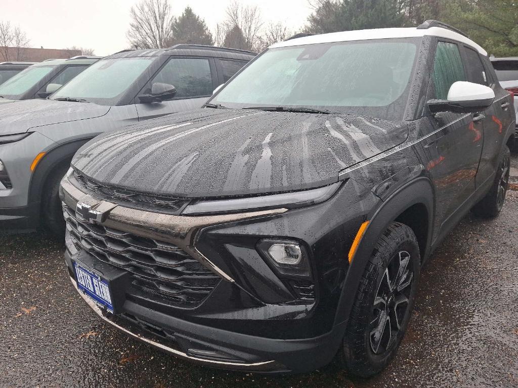 new 2025 Chevrolet TrailBlazer car, priced at $30,523