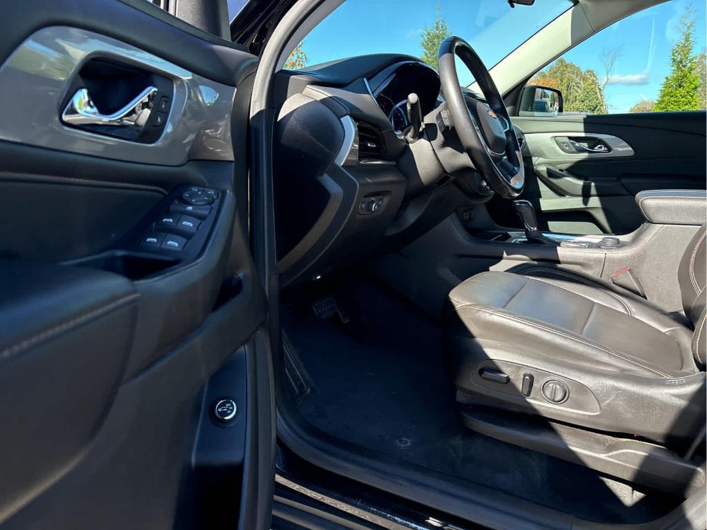 used 2020 Chevrolet Traverse car, priced at $19,699