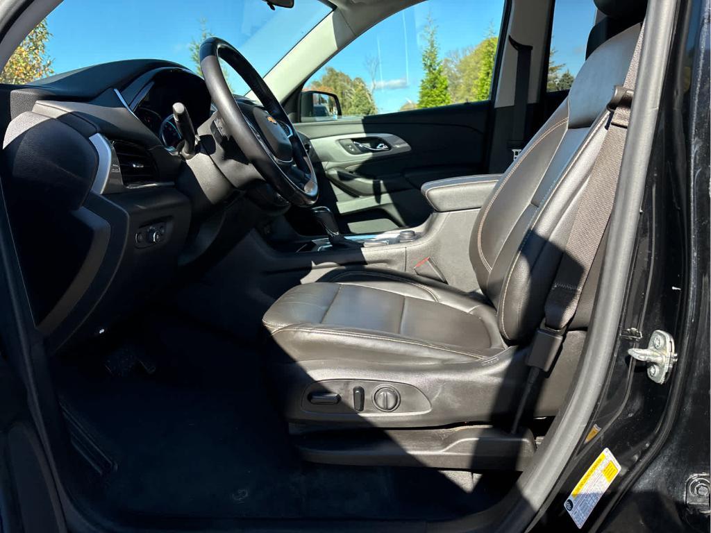 used 2020 Chevrolet Traverse car, priced at $19,699