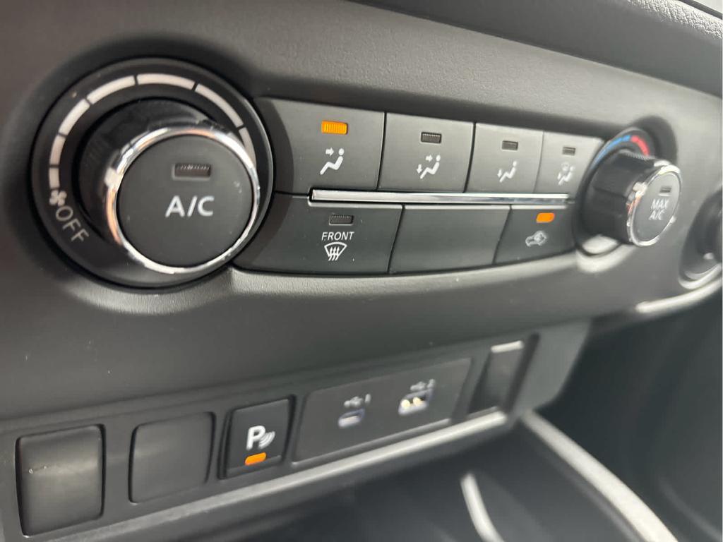used 2023 Nissan Frontier car, priced at $30,999