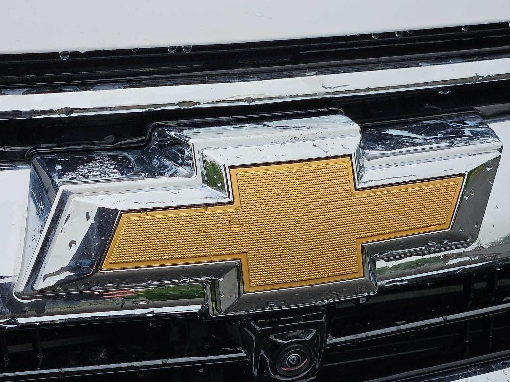 new 2026 Chevrolet Equinox car, priced at $34,148