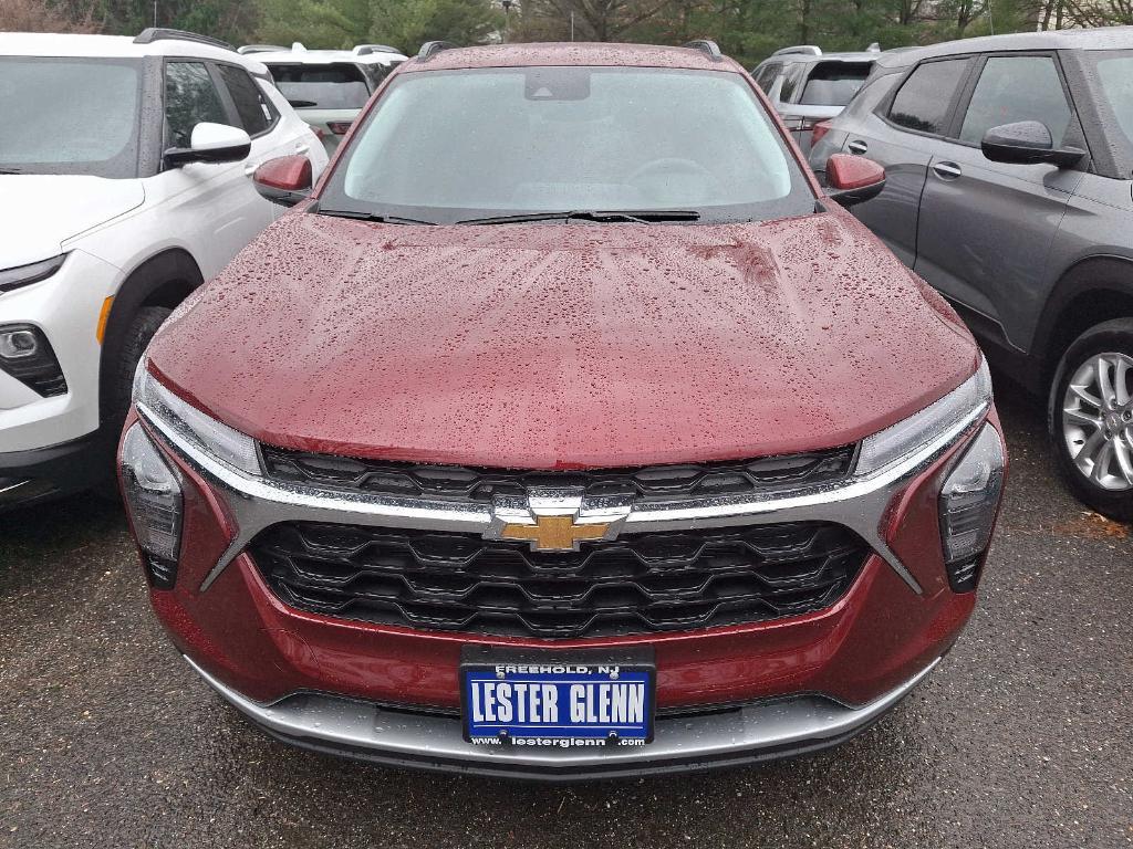 new 2025 Chevrolet Trax car, priced at $23,328