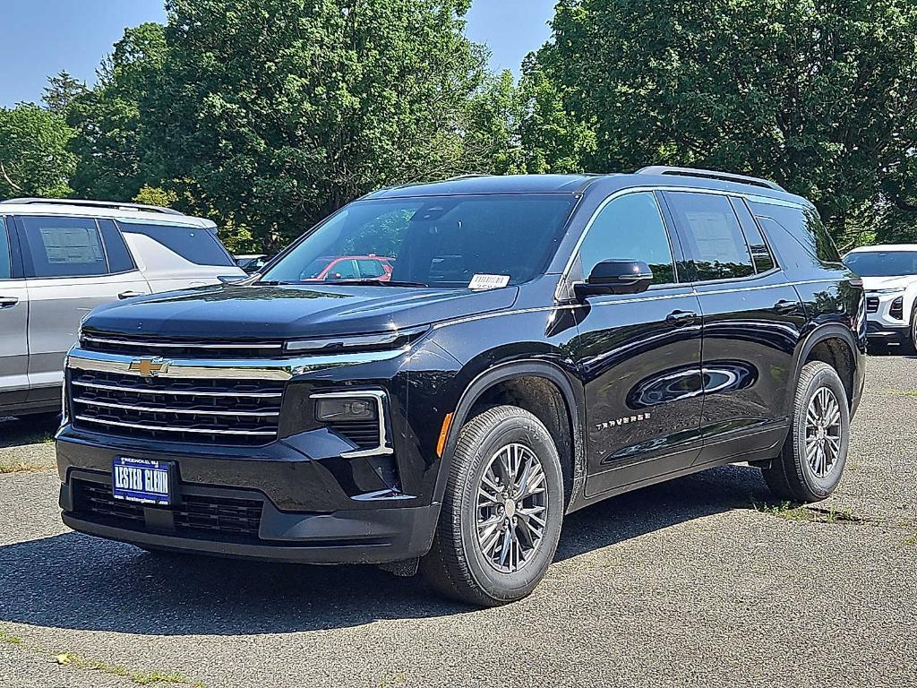 new 2025 Chevrolet Traverse car, priced at $44,457