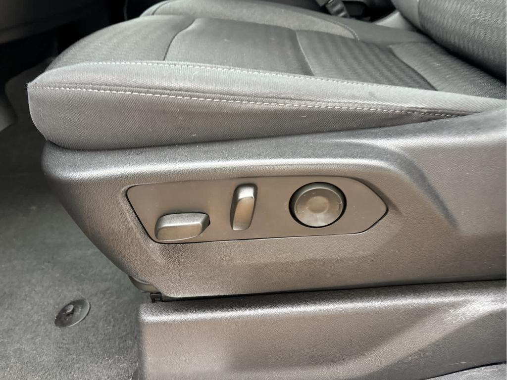 used 2022 Chevrolet Silverado 1500 car, priced at $36,999