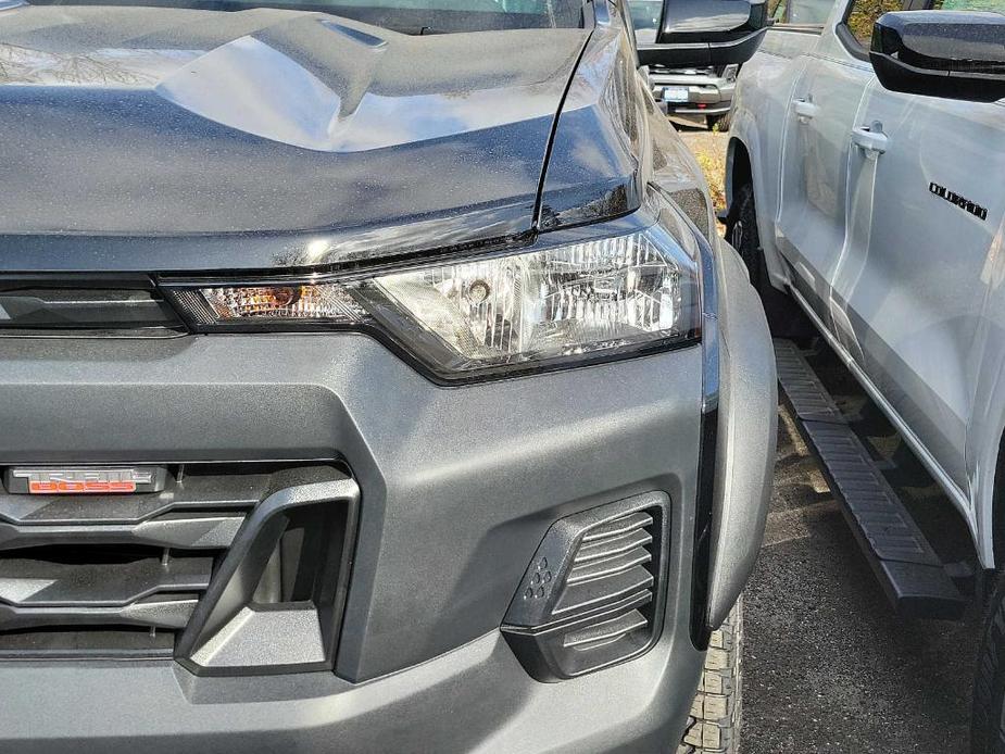 new 2024 Chevrolet Colorado car, priced at $43,570