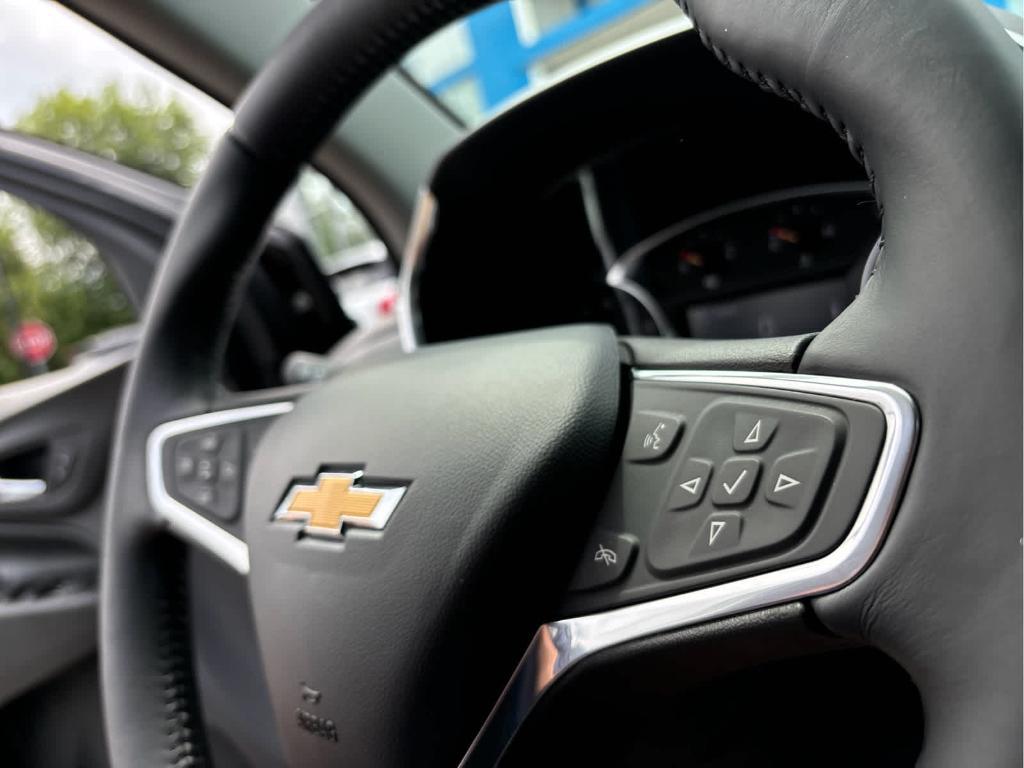used 2022 Chevrolet Equinox car, priced at $19,799