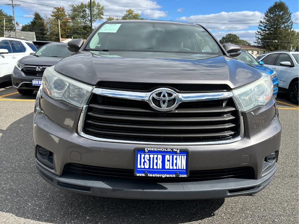 used 2015 Toyota Highlander car, priced at $16,399
