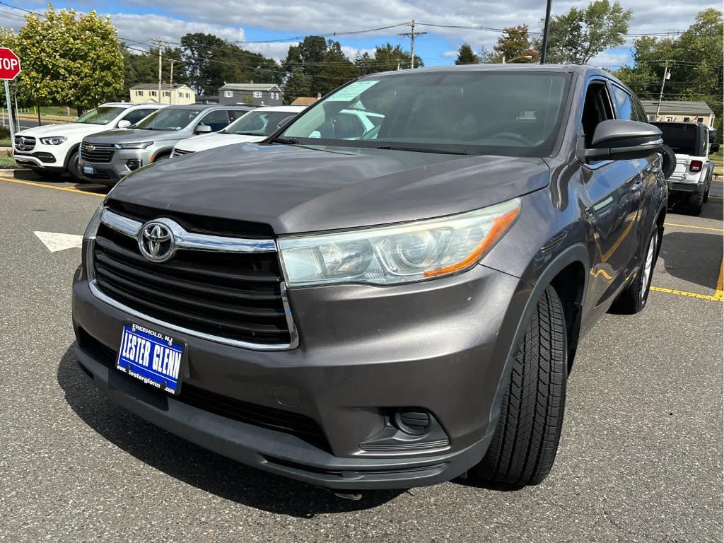 used 2015 Toyota Highlander car, priced at $16,399