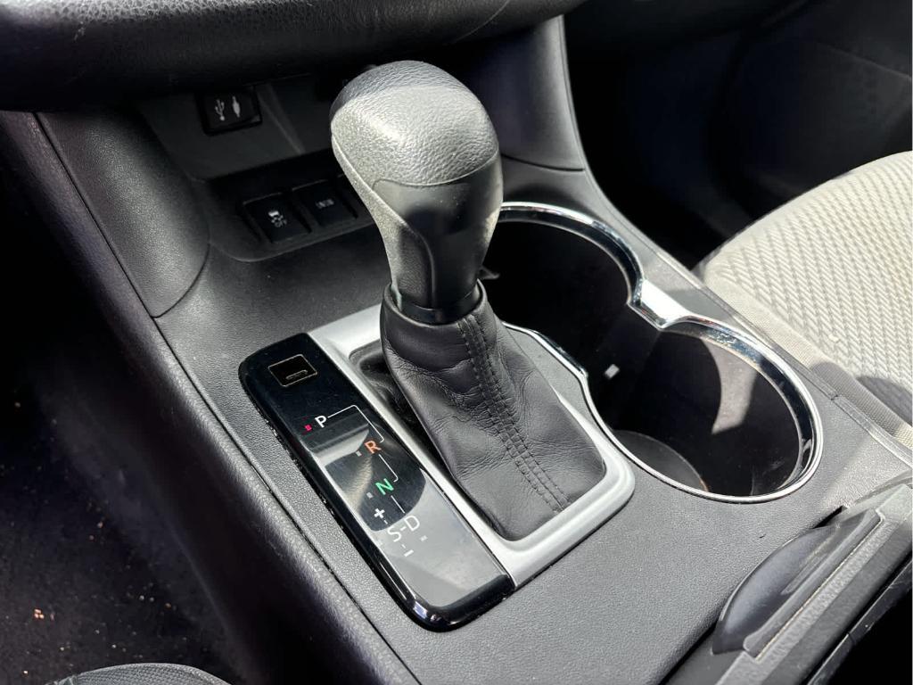 used 2015 Toyota Highlander car, priced at $16,399