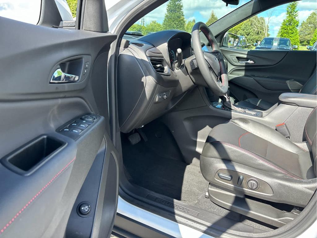 used 2023 Chevrolet Equinox car, priced at $24,399