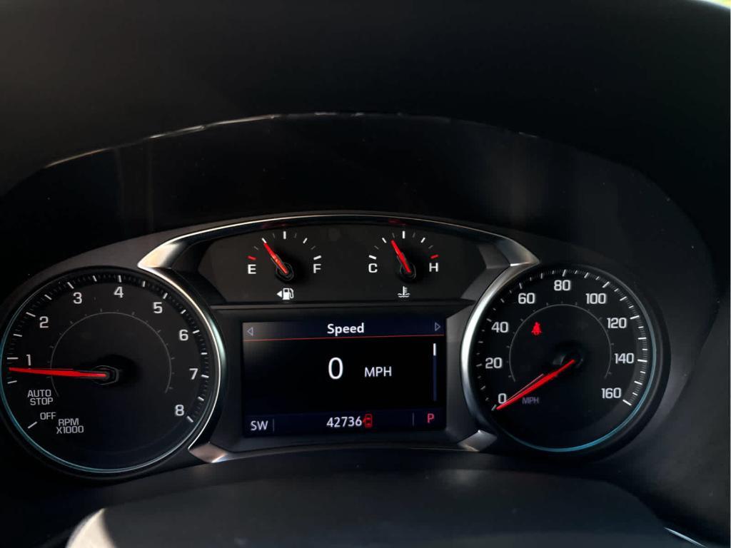 used 2023 Chevrolet Equinox car, priced at $24,399