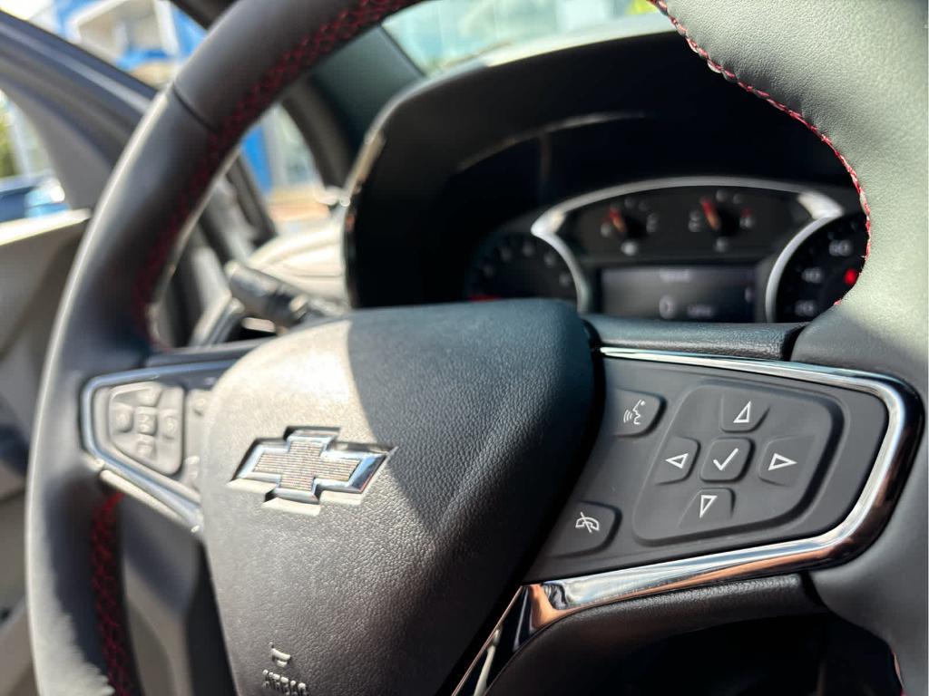 used 2023 Chevrolet Equinox car, priced at $24,399