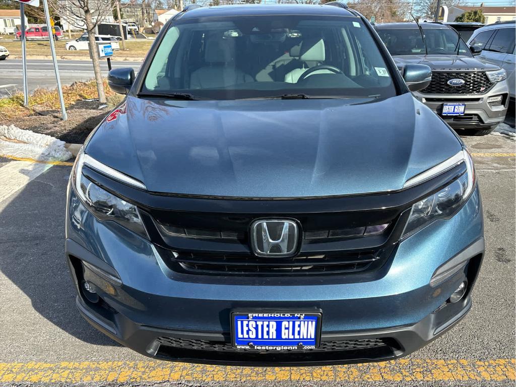 used 2022 Honda Pilot car, priced at $32,999