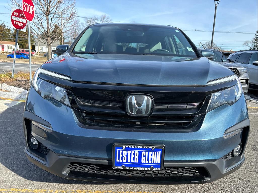 used 2022 Honda Pilot car, priced at $32,999