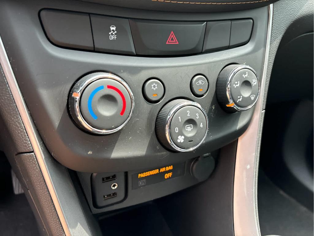 used 2022 Chevrolet Trax car, priced at $19,299