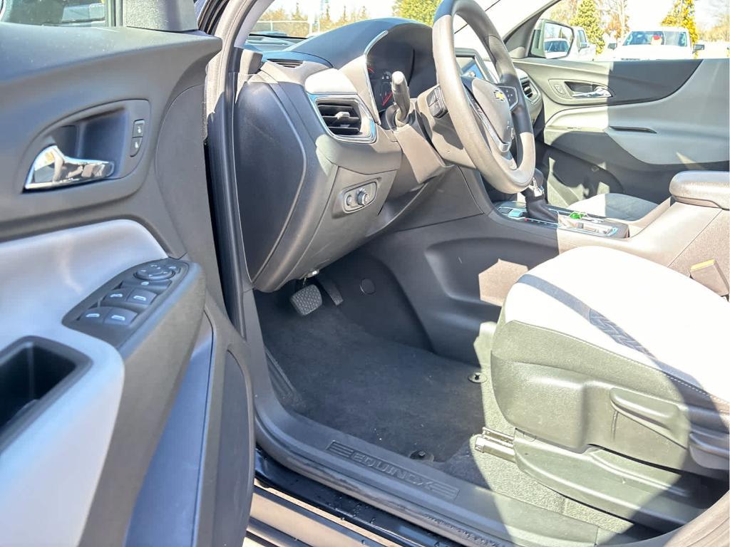 used 2023 Chevrolet Equinox car, priced at $20,799