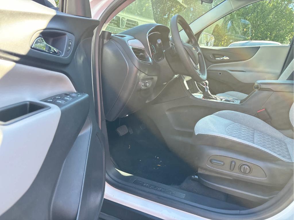 used 2022 Chevrolet Equinox car, priced at $19,699