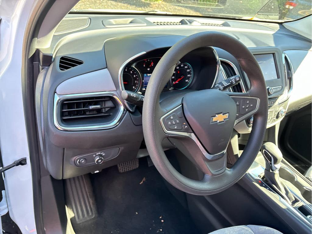 used 2022 Chevrolet Equinox car, priced at $19,699