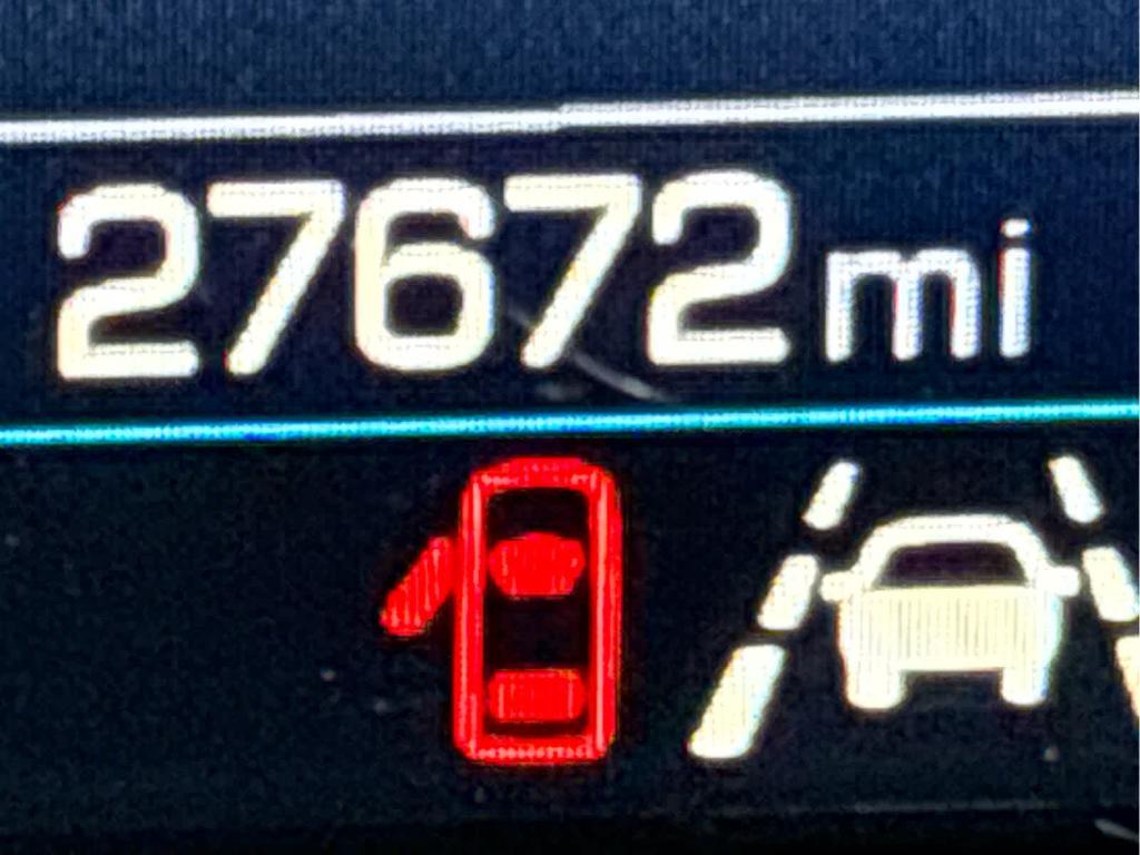 used 2022 Chevrolet Equinox car, priced at $19,699