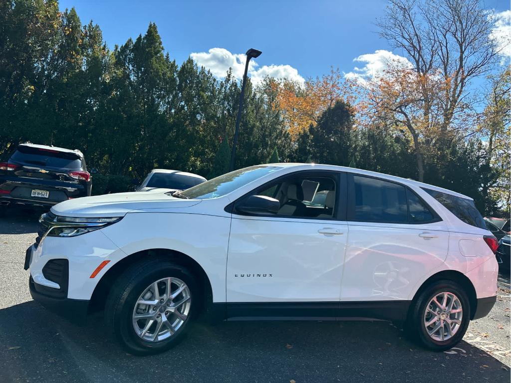 used 2022 Chevrolet Equinox car, priced at $19,699