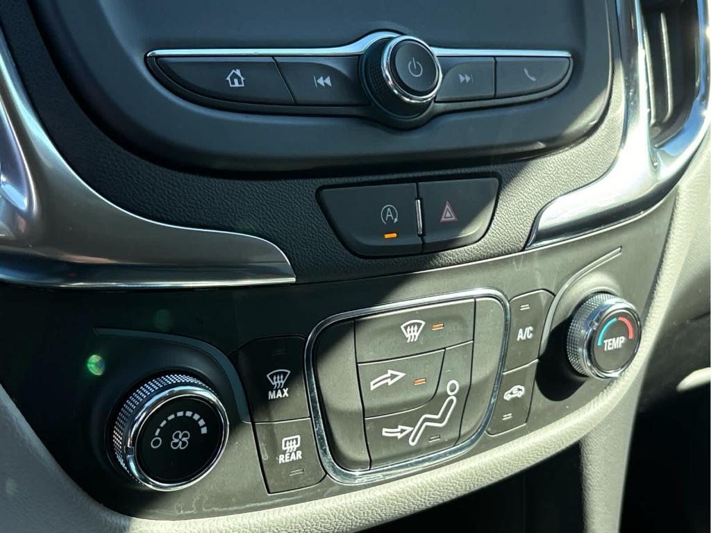 used 2022 Chevrolet Equinox car, priced at $19,699