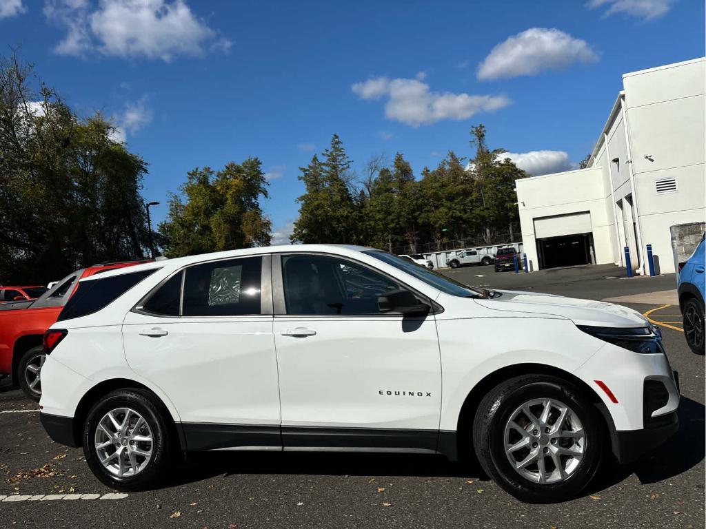 used 2022 Chevrolet Equinox car, priced at $19,699