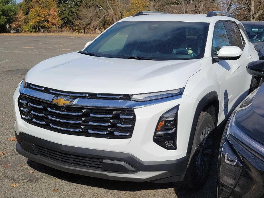 new 2025 Chevrolet Equinox car, priced at $33,480