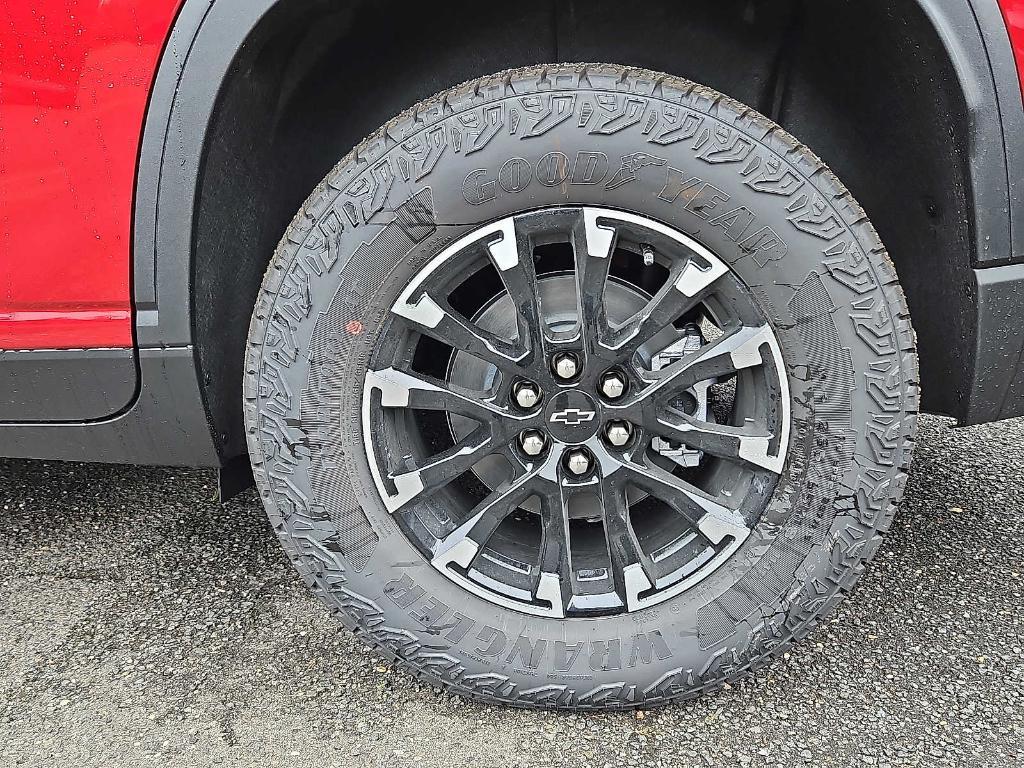 new 2025 Chevrolet Traverse car, priced at $49,602