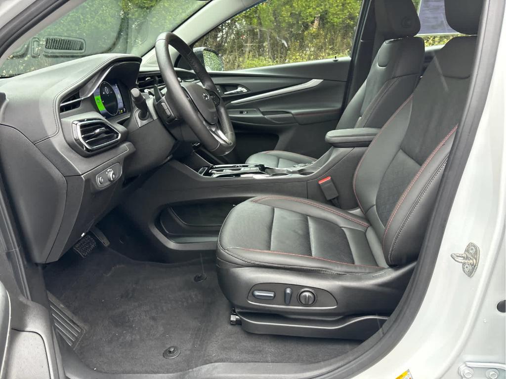used 2023 Chevrolet Bolt EUV car, priced at $21,499