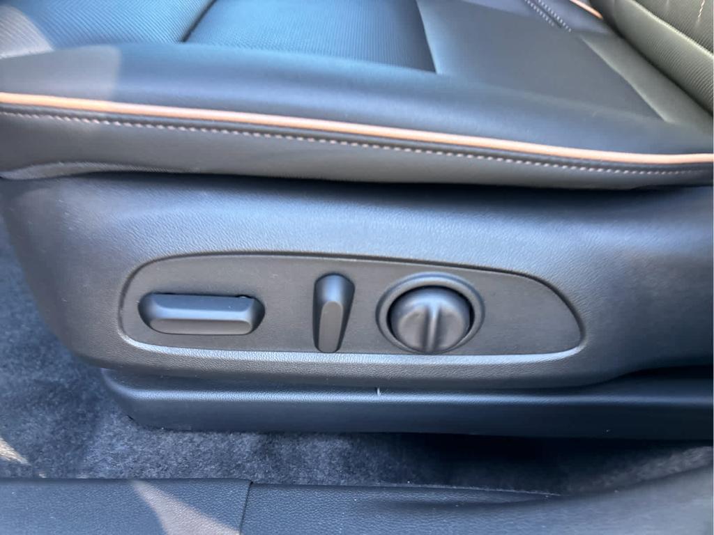 used 2025 Buick Envista car, priced at $27,999