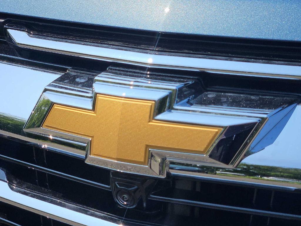 new 2026 Chevrolet Equinox car, priced at $34,148