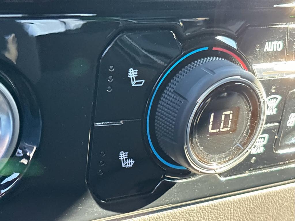 used 2024 Chevrolet Silverado 1500 car, priced at $41,999