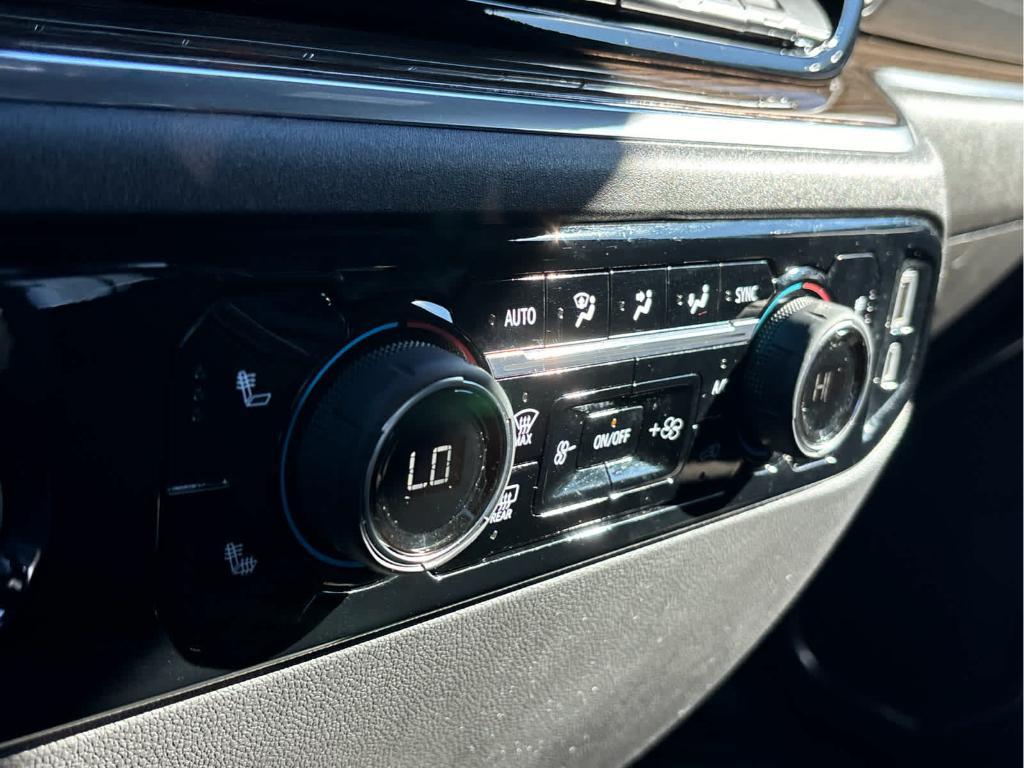 used 2024 Chevrolet Silverado 1500 car, priced at $41,999