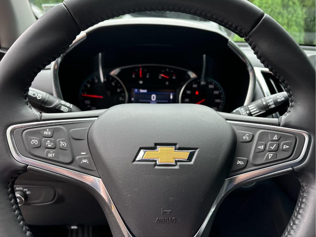 used 2022 Chevrolet Equinox car, priced at $20,999