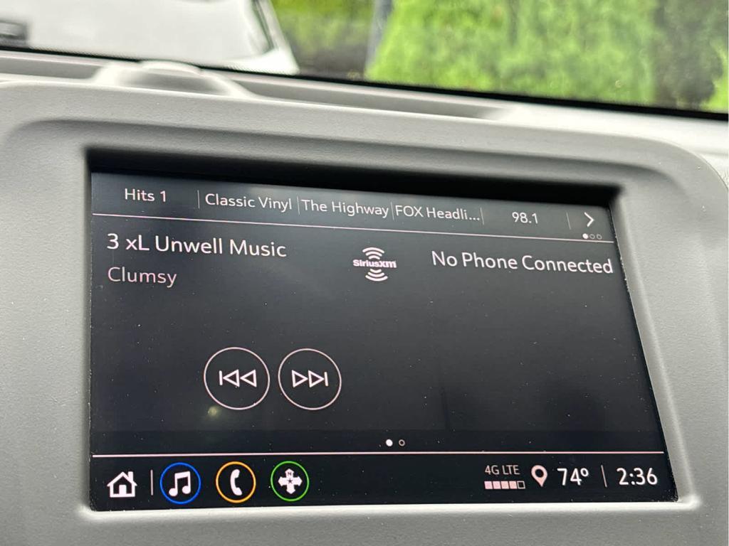 used 2022 Chevrolet Equinox car, priced at $20,999
