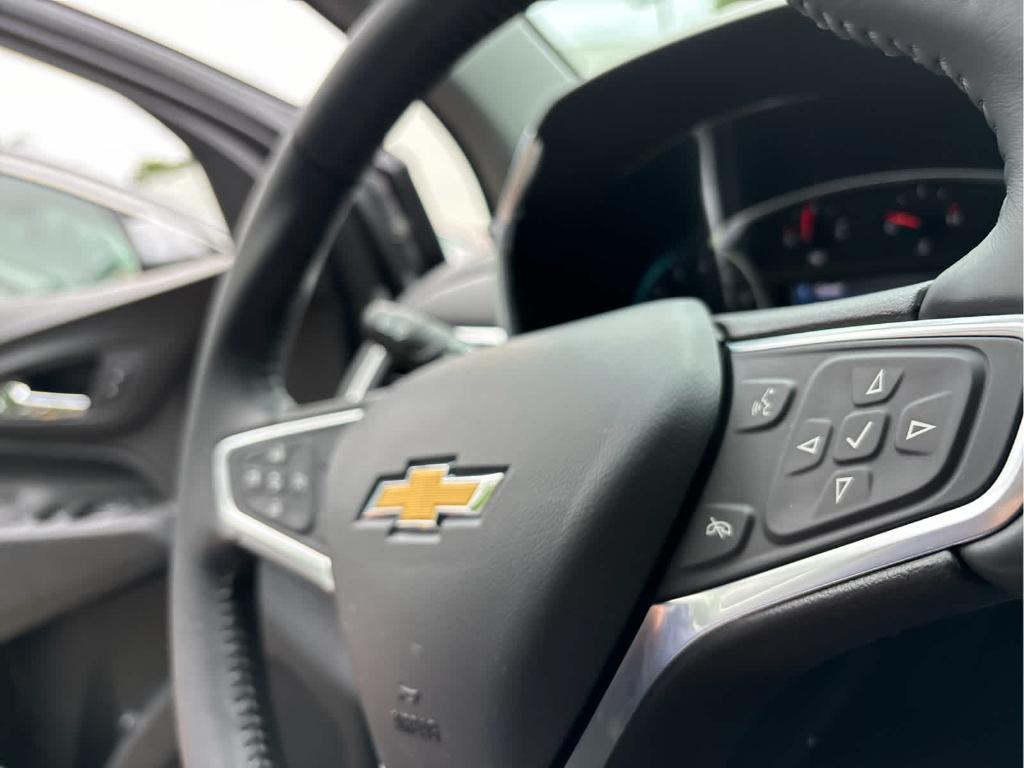 used 2022 Chevrolet Equinox car, priced at $20,999