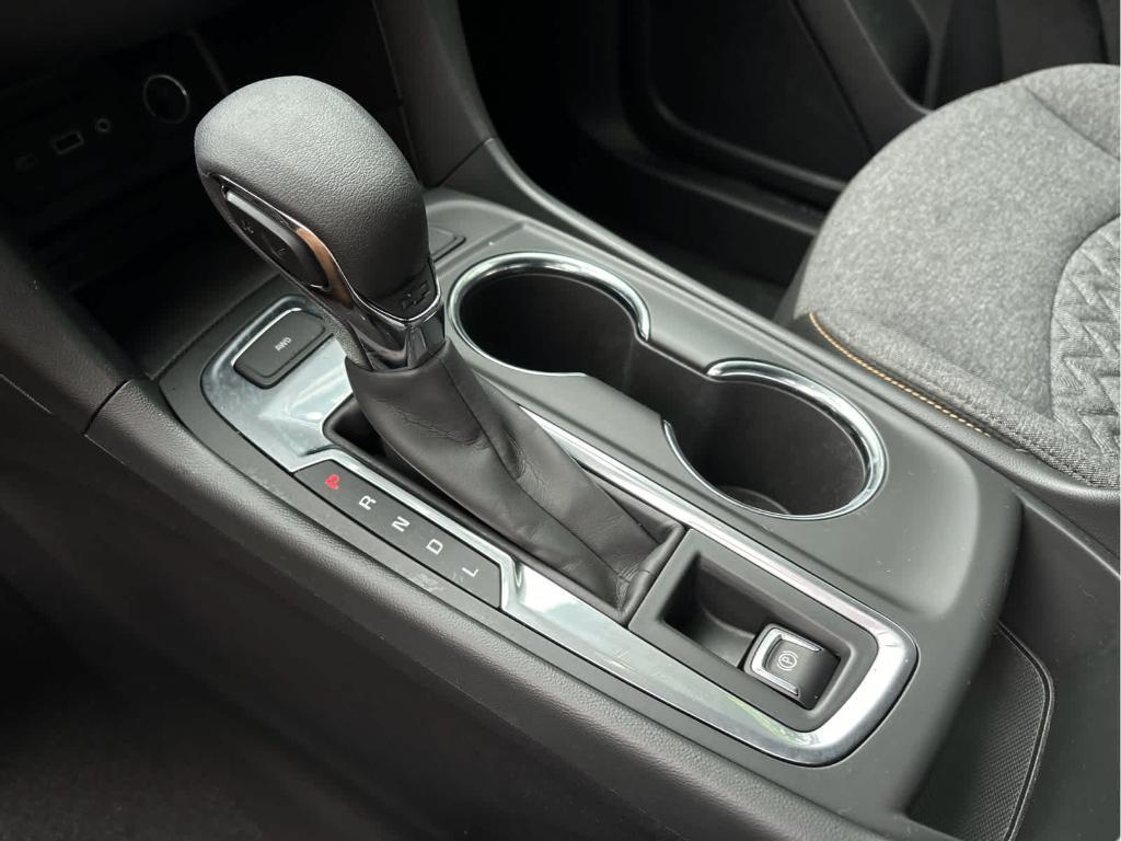 used 2022 Chevrolet Equinox car, priced at $20,999