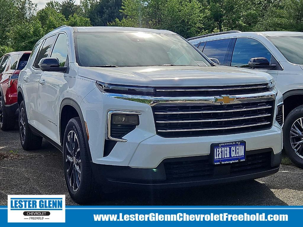 new 2025 Chevrolet Traverse car, priced at $46,907