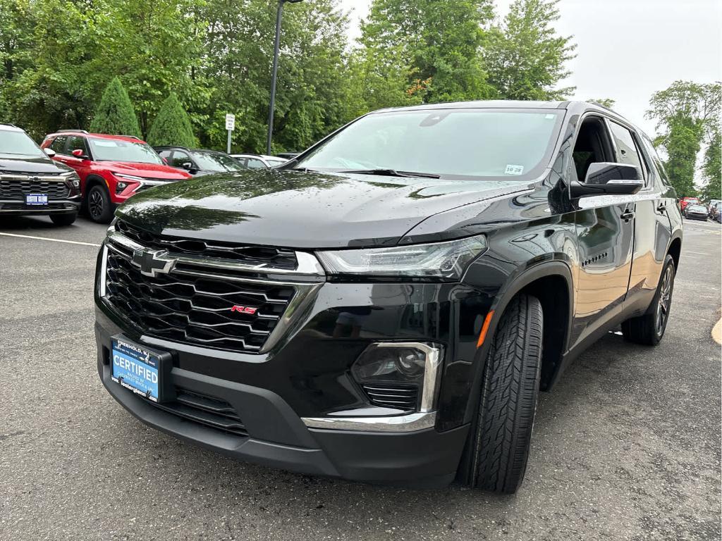 used 2023 Chevrolet Traverse car, priced at $37,799
