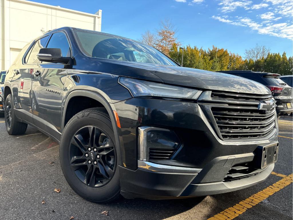 used 2022 Chevrolet Traverse car, priced at $31,499