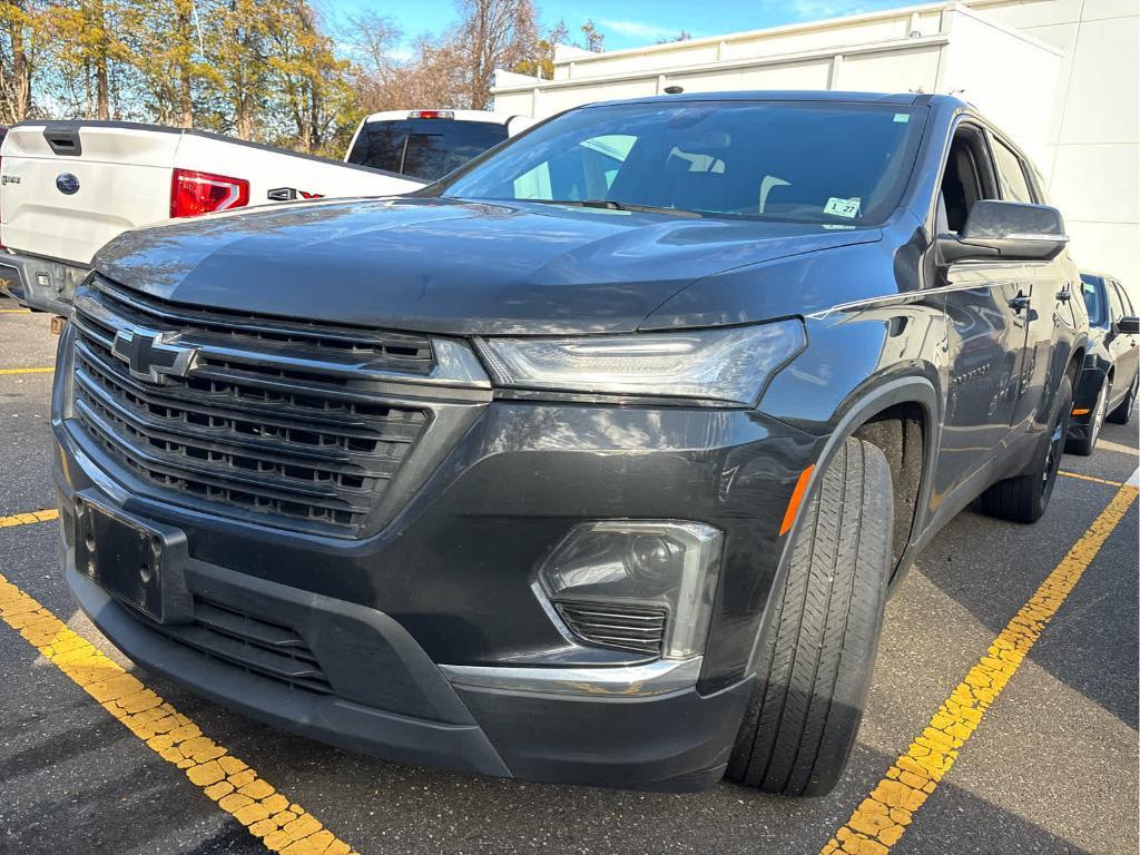 used 2022 Chevrolet Traverse car, priced at $31,499